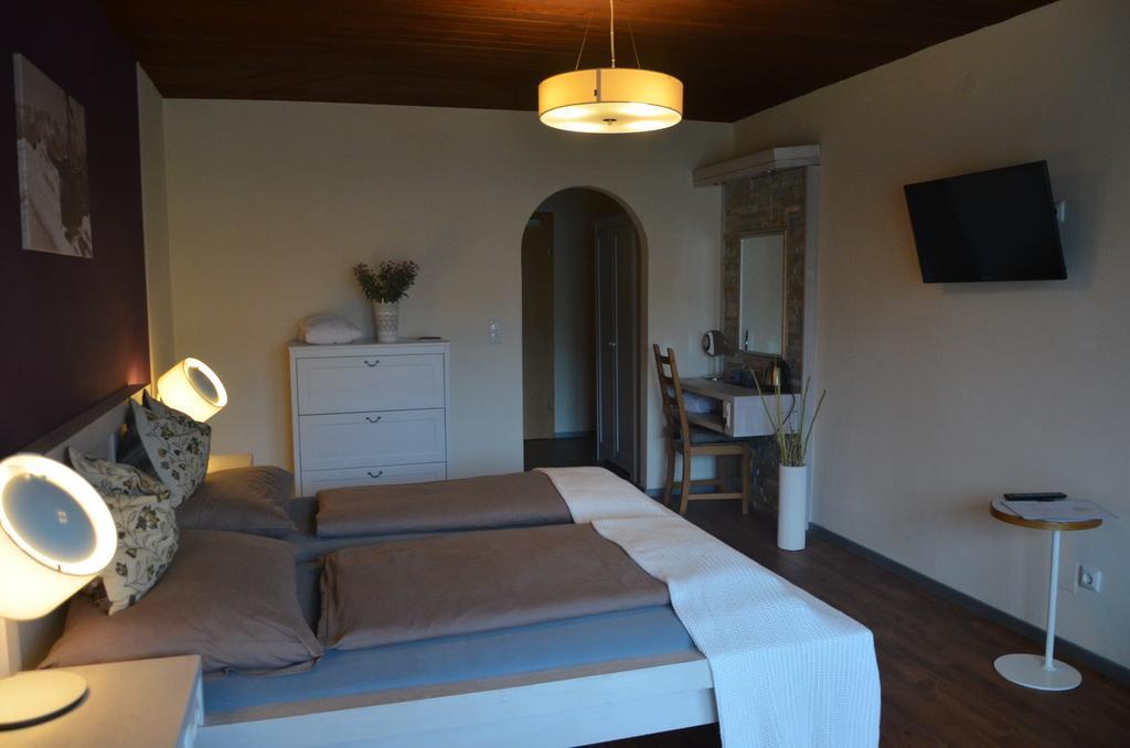 Dahoam By Sarina - Rooms & Suites زيل أم سي المظهر الخارجي الصورة